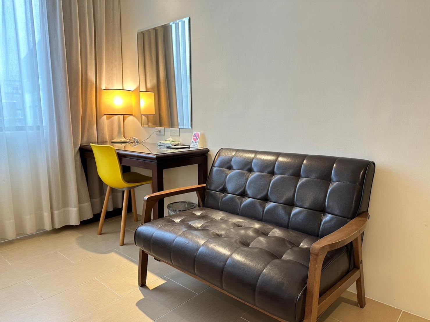 East Town 26 Hotel Hualien City Exterior photo