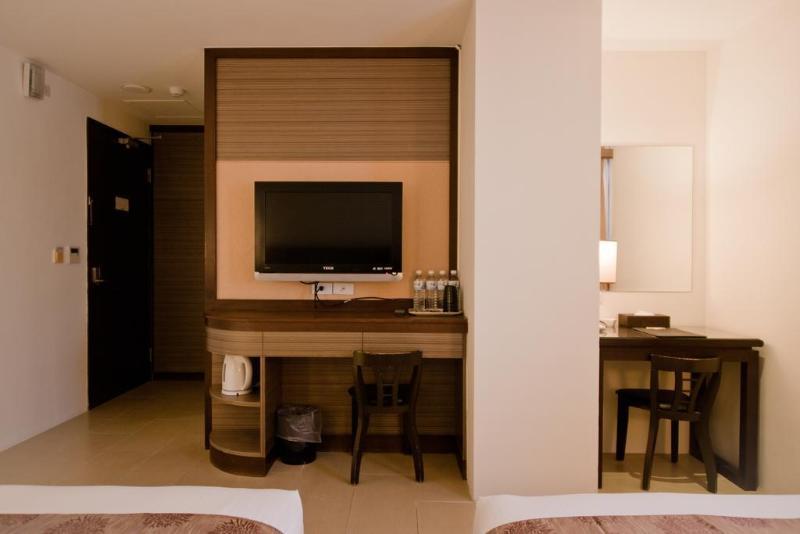 East Town 26 Hotel Hualien City Exterior photo